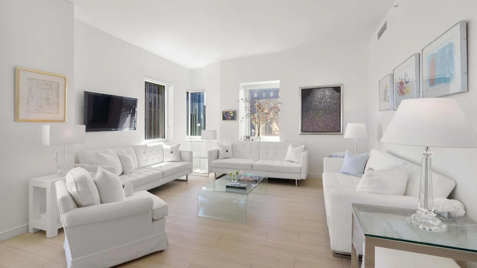 Holiday home Corporate Or Luxury 4 Bedroom Penthouse Steps From Times Square Sleeps 8 New York