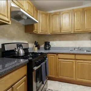 Apartment 2bed Bliss By Park North, New York